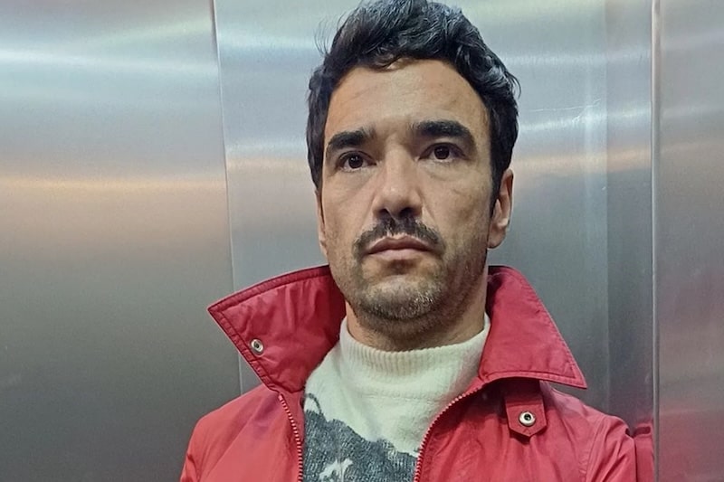 Caio Blat fala da relação com as ex-s e revela decisão sobre novo amor - Caio compartilha detalhes sobre seus antigos relacionamentos