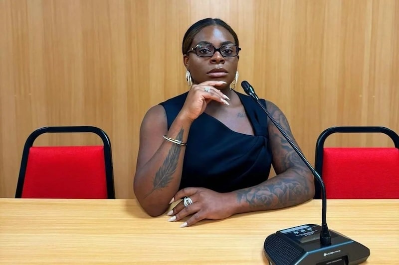 Jojo Todynho vai parar na polícia após xingar colega de faculdade - Jojo Todynho se envolve em confusão durante simulado de Direito