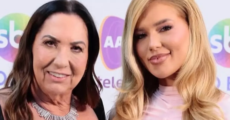 Errou? Mãe de Virginia chama atenção no 'Teleton': 'Essa roupa...' - Margareth Serrô marca presença no Teleton 2025 com muito estilo