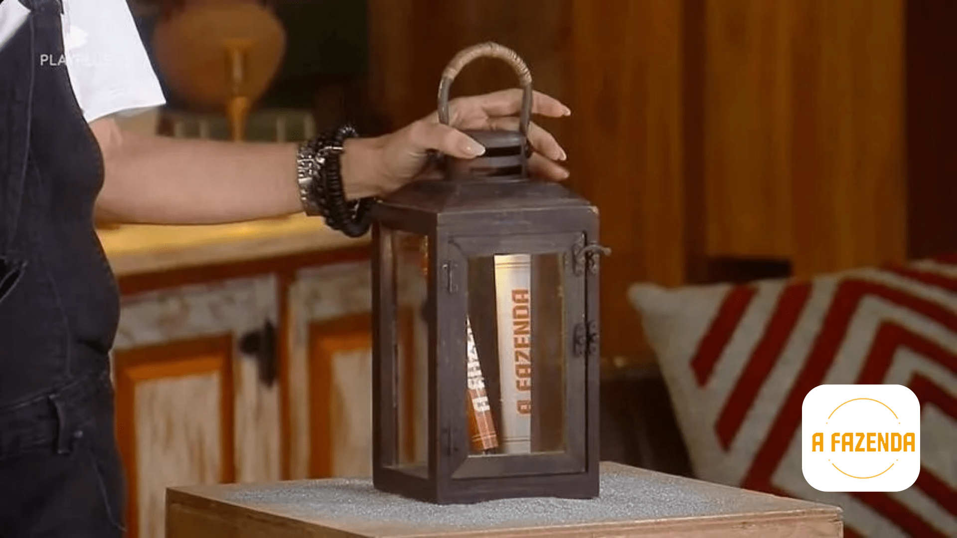 Confira o Poder da Chama Laranja escolhido pelo público - Galisteu anuncia o novo poder que promete incendiar A Fazenda 17